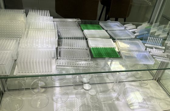 Καλή τιμή. Εργαλεία πλαστικού ενέσιμου καλούπιου με πολυκοιλότητα για το εργαστήριο σε απευθείας σύνδεση